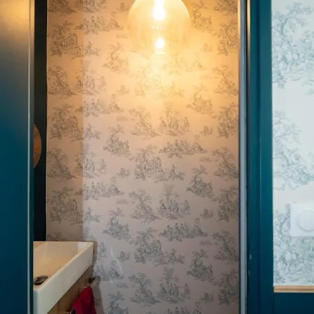 Maison A Deux Pas Du Chateau Дом отдыха