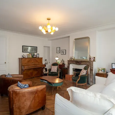 Maison A Deux Pas Du Chateau