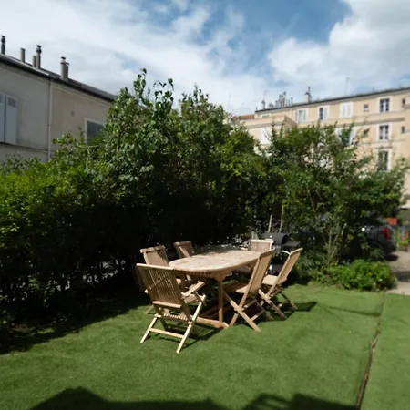 Maison A Deux Pas Du Chateau Дом отдыха Версаль