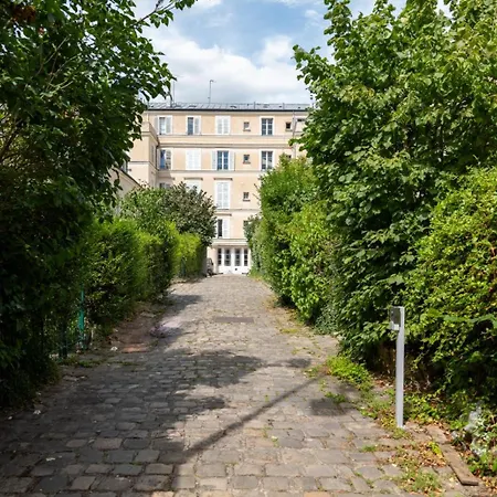 Maison A Deux Pas Du Chateau Versailles